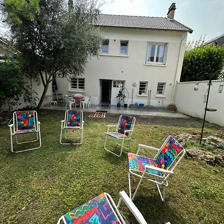 Maison Grand Paris Avec Jardin Et Parking Prive Proche Rer B Et M14 Arcueil