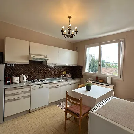 Villa Maison Grand Paris Avec Jardin Et Parking Prive Proche Rer B Et M14 *