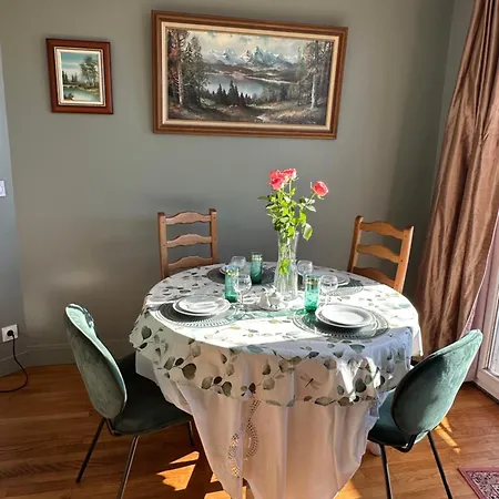 Villa Maison Grand Paris Avec Jardin Et Parking Prive Proche Rer B Et M14 *