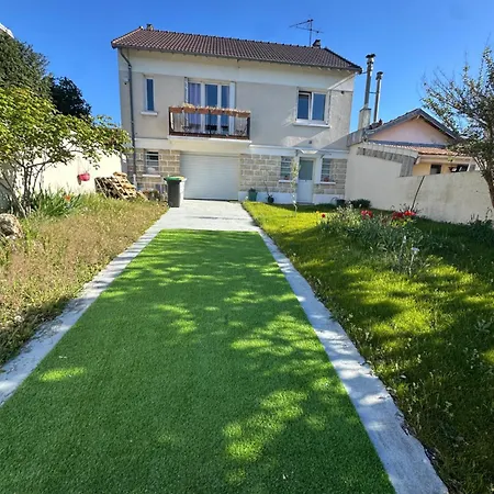 Maison Grand Paris Avec Jardin Et Parking Prive Proche Rer B Et M14 * Arcueil